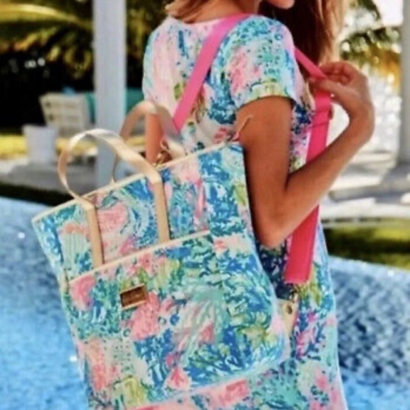 Lilly Pulitzer Handbags - NIB Lilly Pulitzer Tote Bag in Fished My Wish